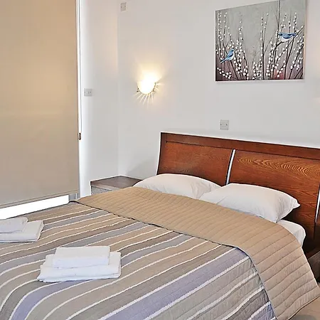 Nicolaides Sea View Larnaka