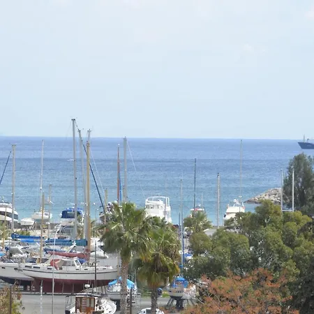 Nicolaides Sea View Apartman